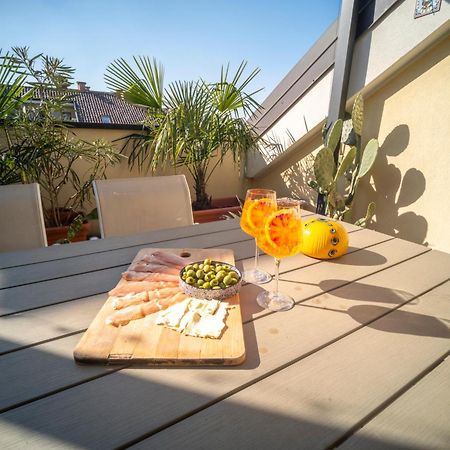 Flat With Terrace Close To Forum And Milanofiori Metro Assago Εξωτερικό φωτογραφία