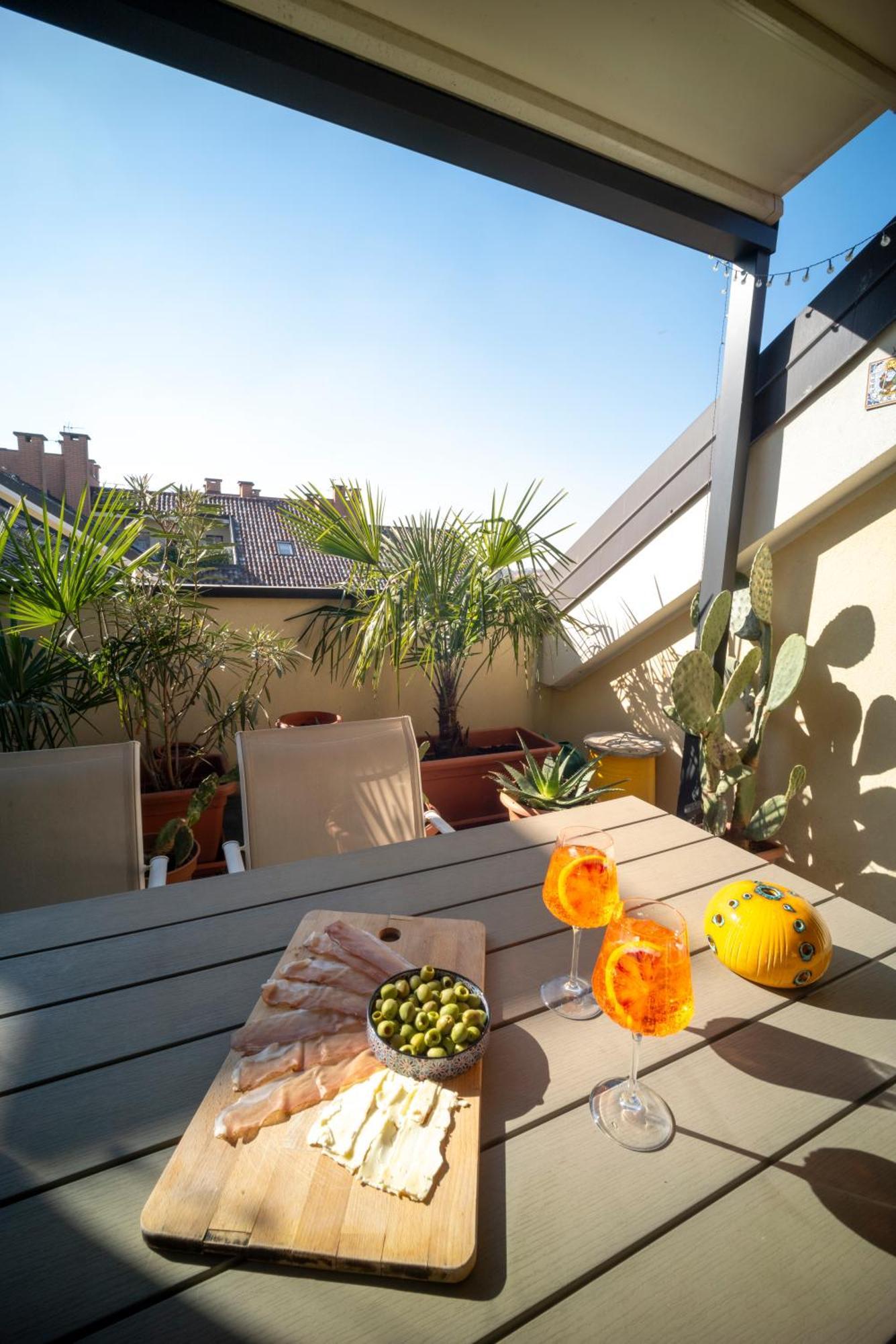 Flat With Terrace Close To Forum And Milanofiori Metro Assago Εξωτερικό φωτογραφία